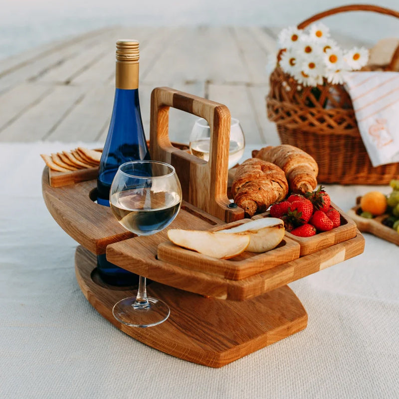 Picknicktisch mit Wein im Freien | Platz für Flasche, 2 Gläser & Snacks | Tragbar | VinoPicnic