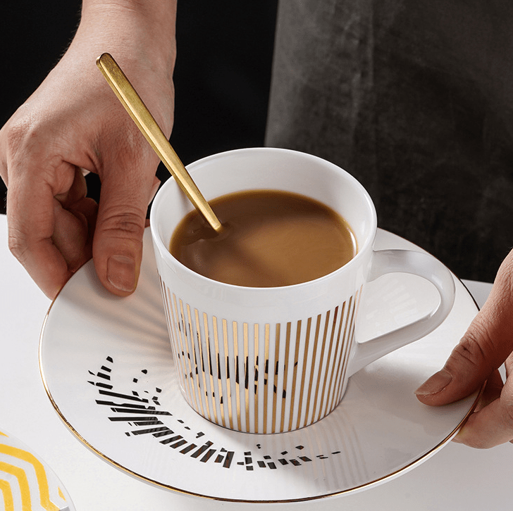 Kaffeetassenspiegel | Untertasse Porzellan | Golddekor Streifenmuster | AuraCup