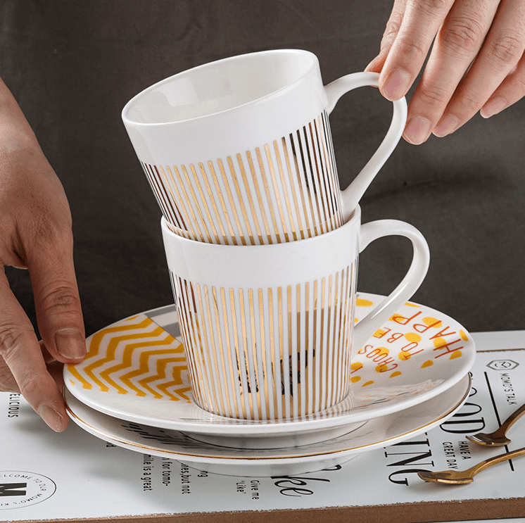 Kaffeetassenspiegel | Untertasse Porzellan | Golddekor Streifenmuster | AuraCup