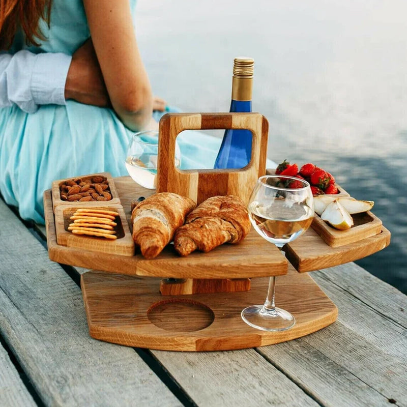 Picnicbord med vin i det fri | Plads til flaske, 2 glas og snacks | Bærbart | VinoPicnic