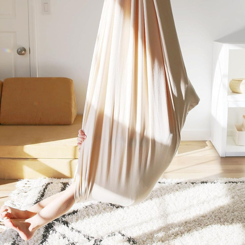 Hamac sensoriel | Refuge douillet à bascule | pour chambre d’enfant | Swaysnug
