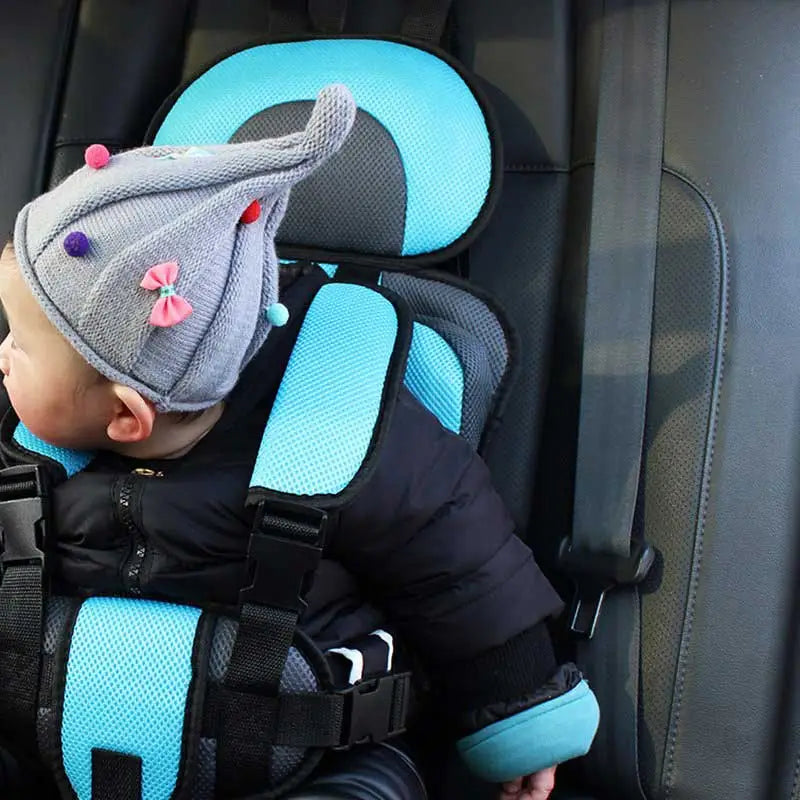 Seggiolino auto | con sistema di cinture regolabile | cuscino di seduta portatile | TravelGuard