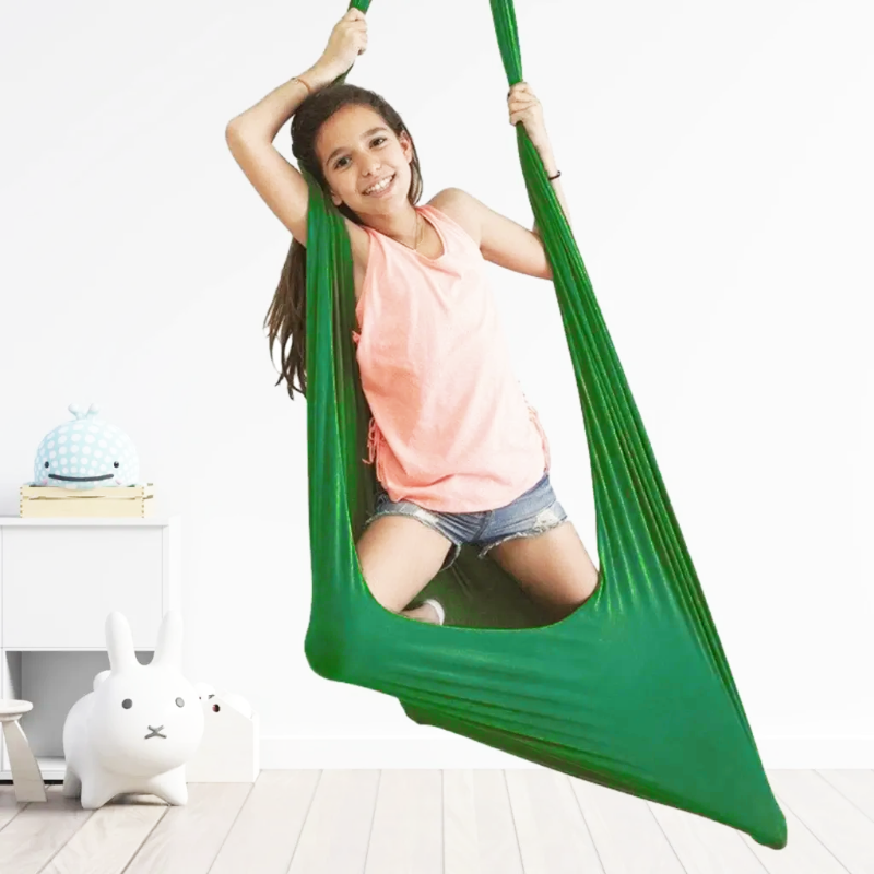 Hamac sensoriel | Refuge douillet à bascule | pour chambre d’enfant | Swaysnug
