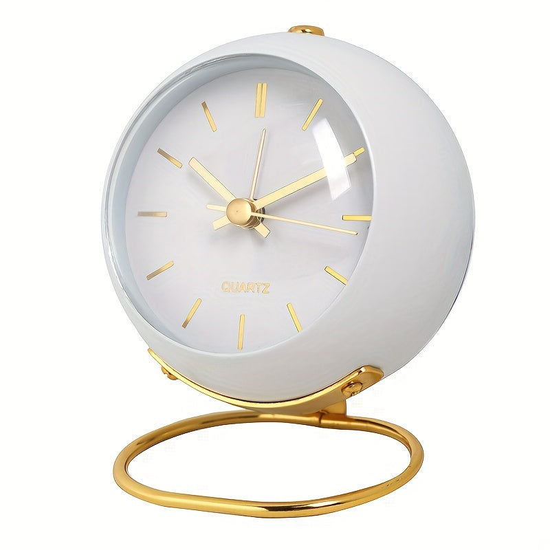 Lautlose Tischuhr | Nordic-Design | Leuchtende Zeiger & Goldene Details | GlowTime