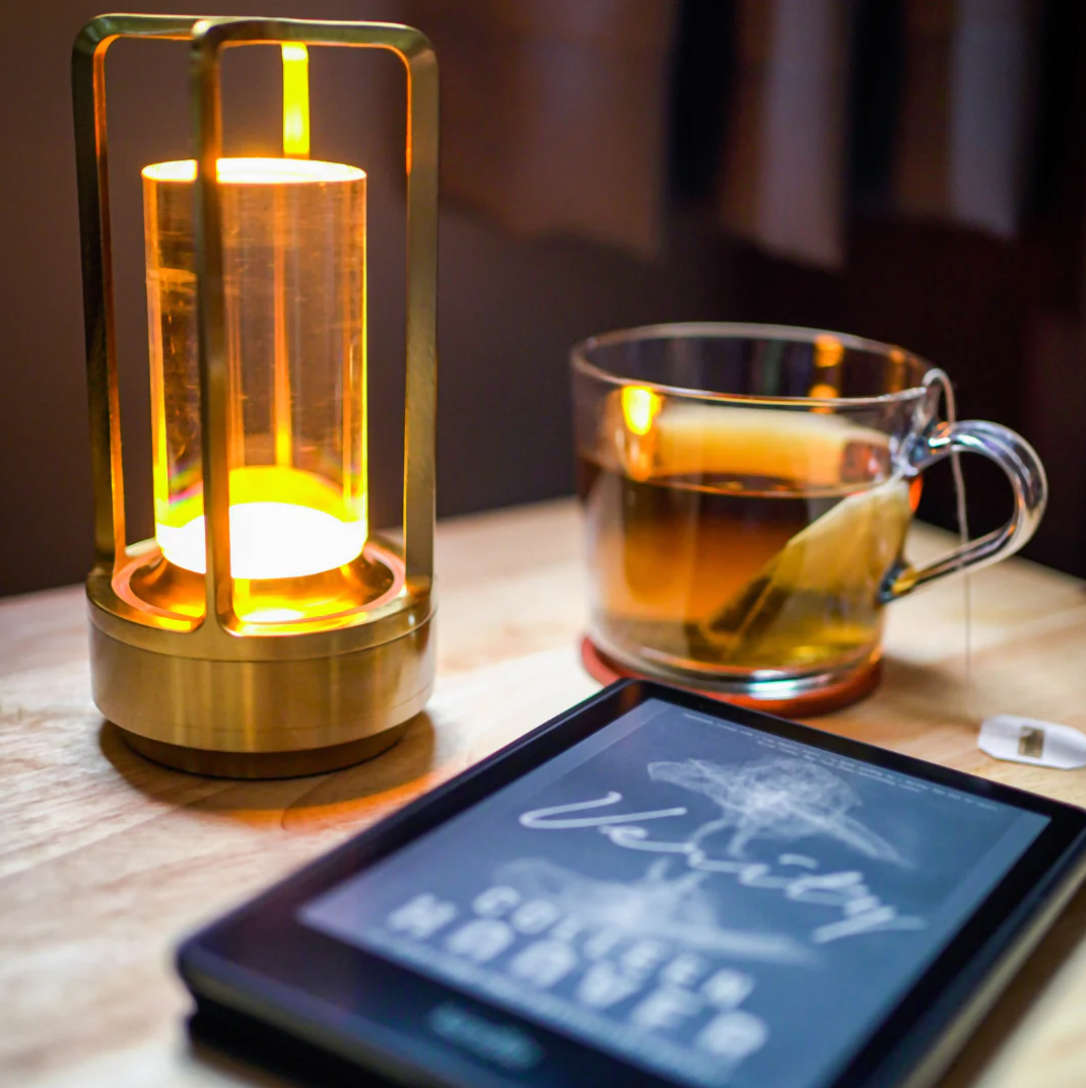 Bezdrátová stolní lampa | Křišťálový design | Stmívání dotykem | CrystalGlow