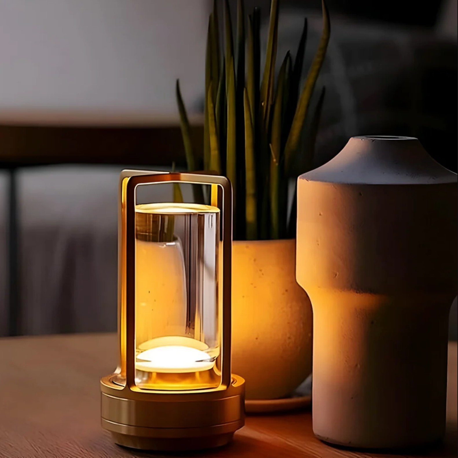 Trådløs bordlampe | Krystaldesign | Dæmpbar med touch | CrystalGlow