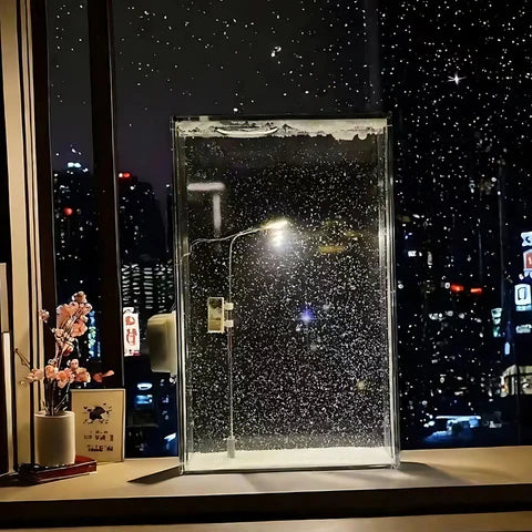 Enchanting Snowfall Lamp Plexiglas | Magical Snowfall Effect | Warm Light | SnowGlow